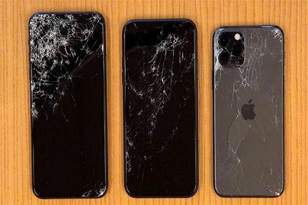 iPhone vỡ màn hình